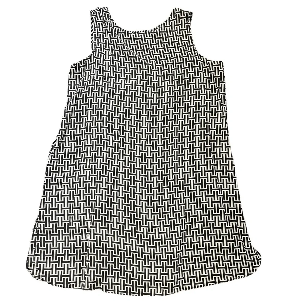 Vintage Halston Intimates 100% Silk Sleep Shirt M Geometric Print
